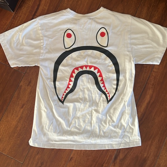 Bape Tshirt - Picture 2 of 5